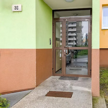Park Skowroni Homely Apartment Wroclaw