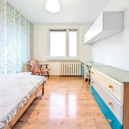 Park Skowroni Homely Apartment *